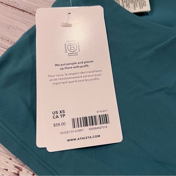 Athleta Conscious Crop Top - Picture 5 of 5